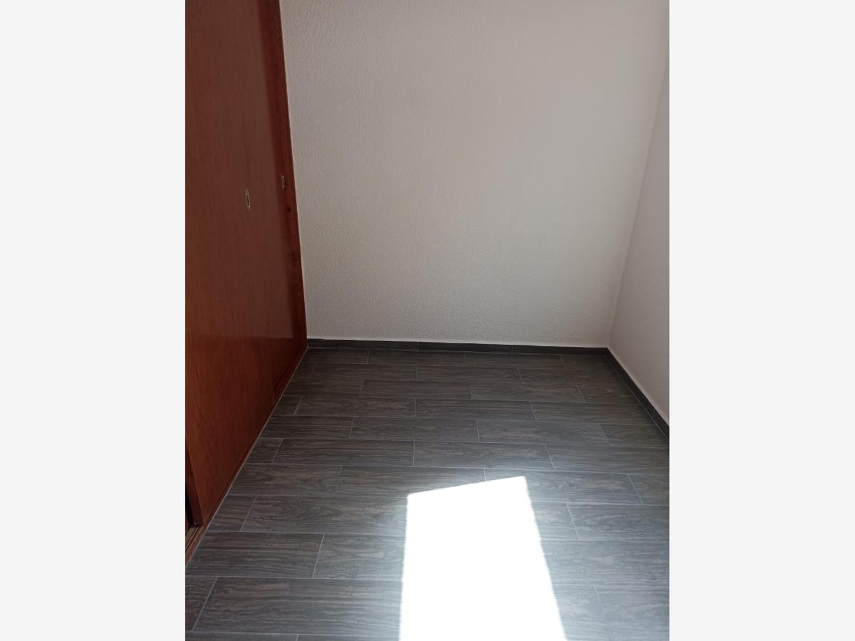 Casa en Renta en San Felipe Tlalmimilolpan Toluca Estado de Mexico (7)