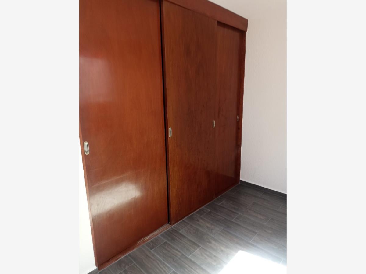 Casa en Renta en San Felipe Tlalmimilolpan Toluca Estado de Mexico (8)