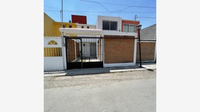 Casa en Renta en Santa Maria Totoltepec Toluca Estado de Mexico (1)