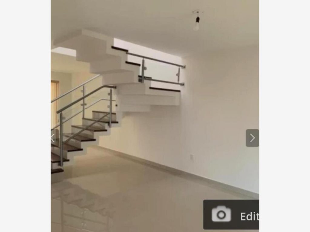 Casa en Renta en Urbano Bonanza Metepec Estado de Mexico (2)