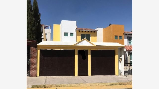 Casa en Renta en Urbano Bonanza Metepec Estado de Mexico (4)