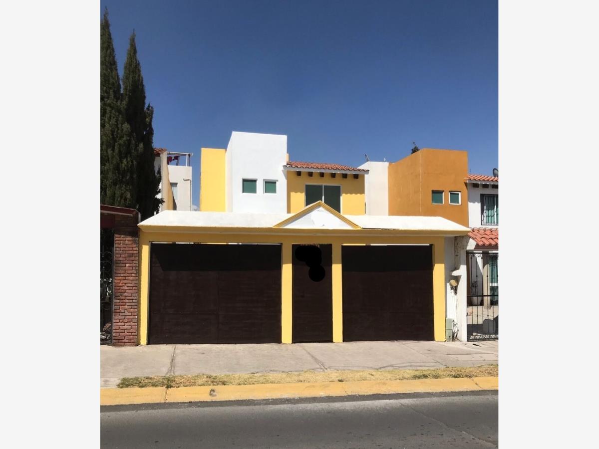 Casa en Renta en Urbano Bonanza Metepec Estado de Mexico (4)
