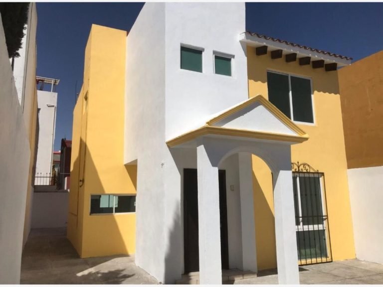 Casa en Renta en Urbano Bonanza Metepec Estado de Mexico