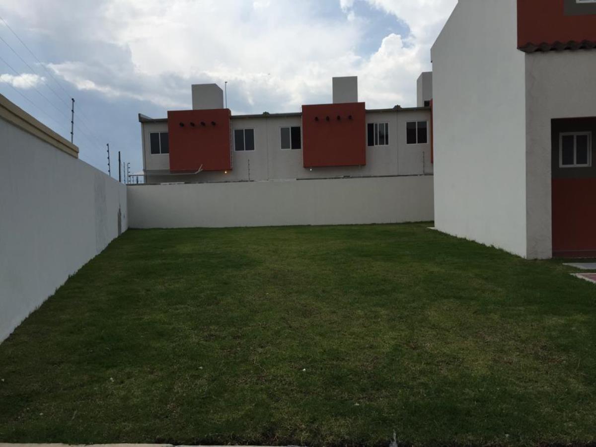 Casa en Renta en Villa Toscana Toluca Estado de Mexico (1)