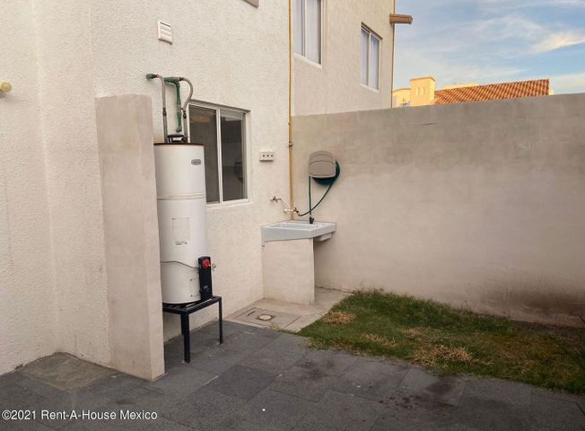 Casa en Renta en privada con amenidades 3 recamaras EL REFUGIO Queretaro (12)