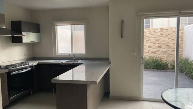 Casa en Renta en privada con amenidades 3 recamaras EL REFUGIO Queretaro (6)