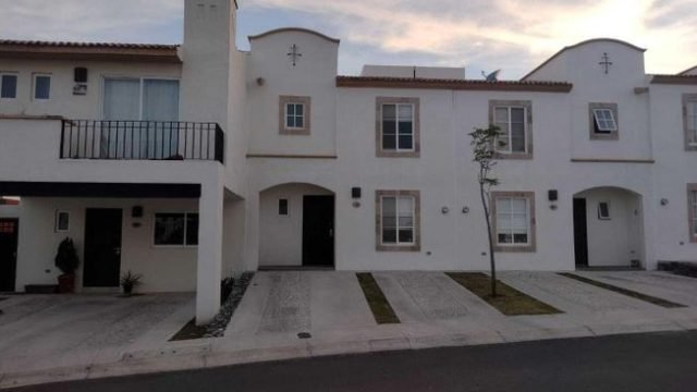 Casa en Renta en privada con amenidades 3 recamaras EL REFUGIO Queretaro