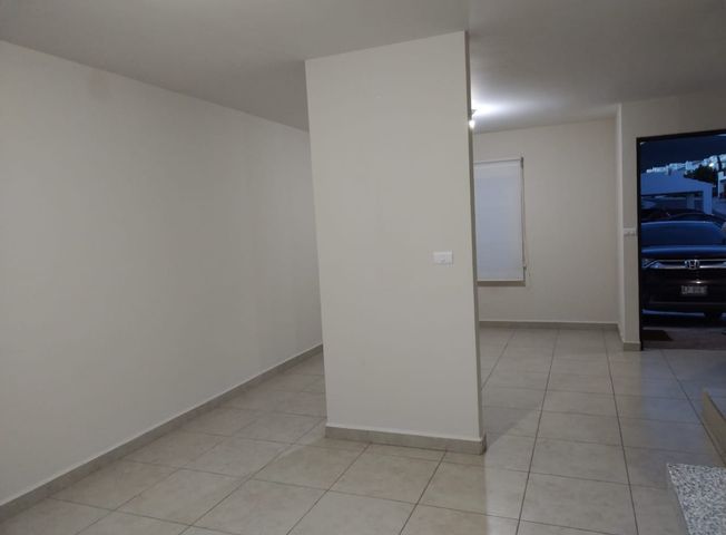 Casa en Renta en privada con amenidades 3 recamaras EL REFUGIO Queretaro (8)