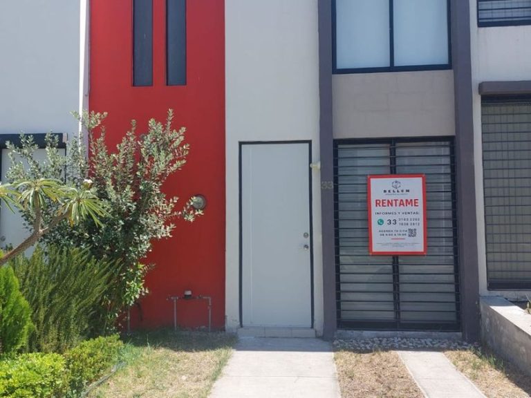 Casa en condominio en renta Santa Cruz De Las Flores, Tlajomulco De Zúñiga