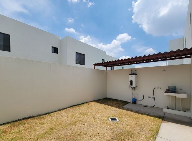Casa en renta en Zákia El Marques Queretaro5