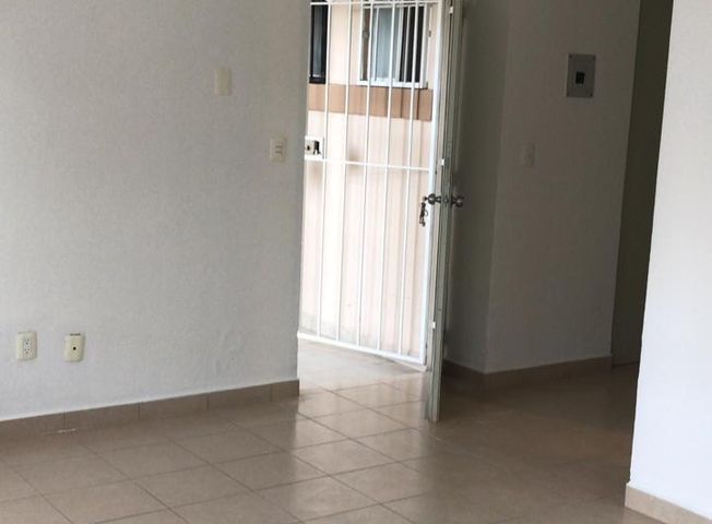 DEPARTAMENTO PLANTA BAJA 2 RECAMARAS REAL SOLARE Queretaro5