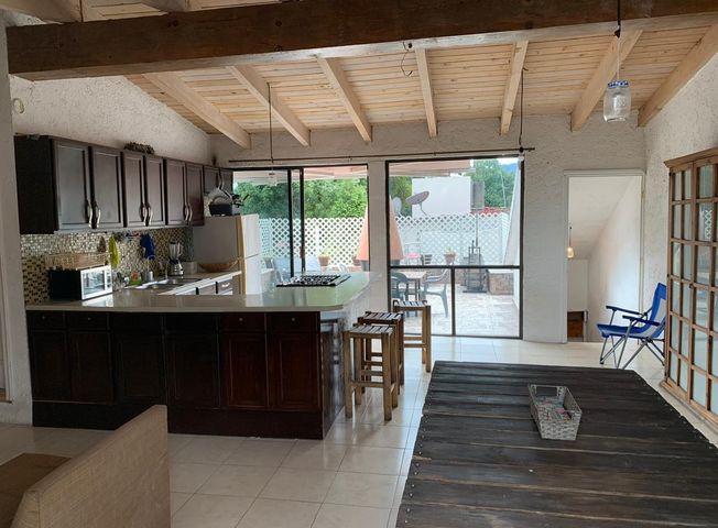 Rento bonitas, ubicadas y súper equipadas suites sobre Av. San Jerónimo2