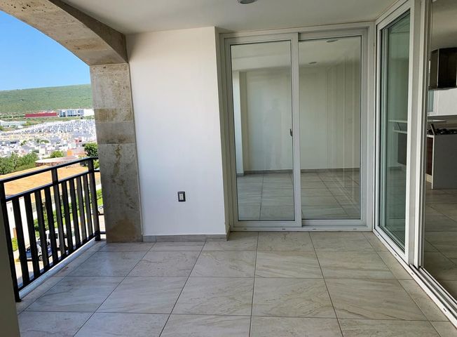 AMPLIO DEPARTAMENTO EN RENTA EN TORRES MARBELLA, EL REFUGIO, QUERETARO (12)