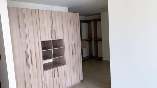 AMPLIO DEPARTAMENTO EN RENTA EN TORRES MARBELLA, EL REFUGIO, QUERETARO (3)