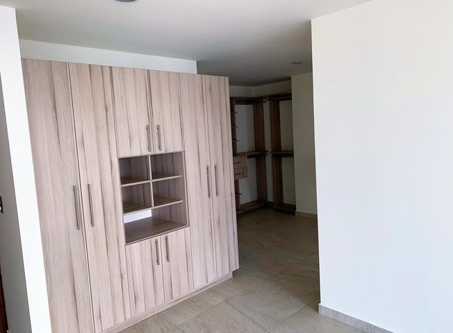 AMPLIO DEPARTAMENTO EN RENTA EN TORRES MARBELLA, EL REFUGIO, QUERETARO (3)