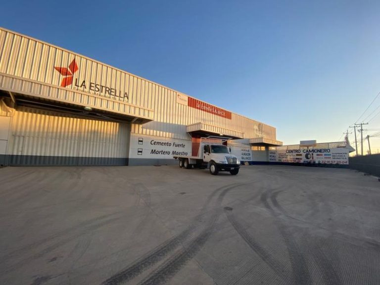 Bodega en Renta 1200 M2 en Chachapa Amozoc Puebla