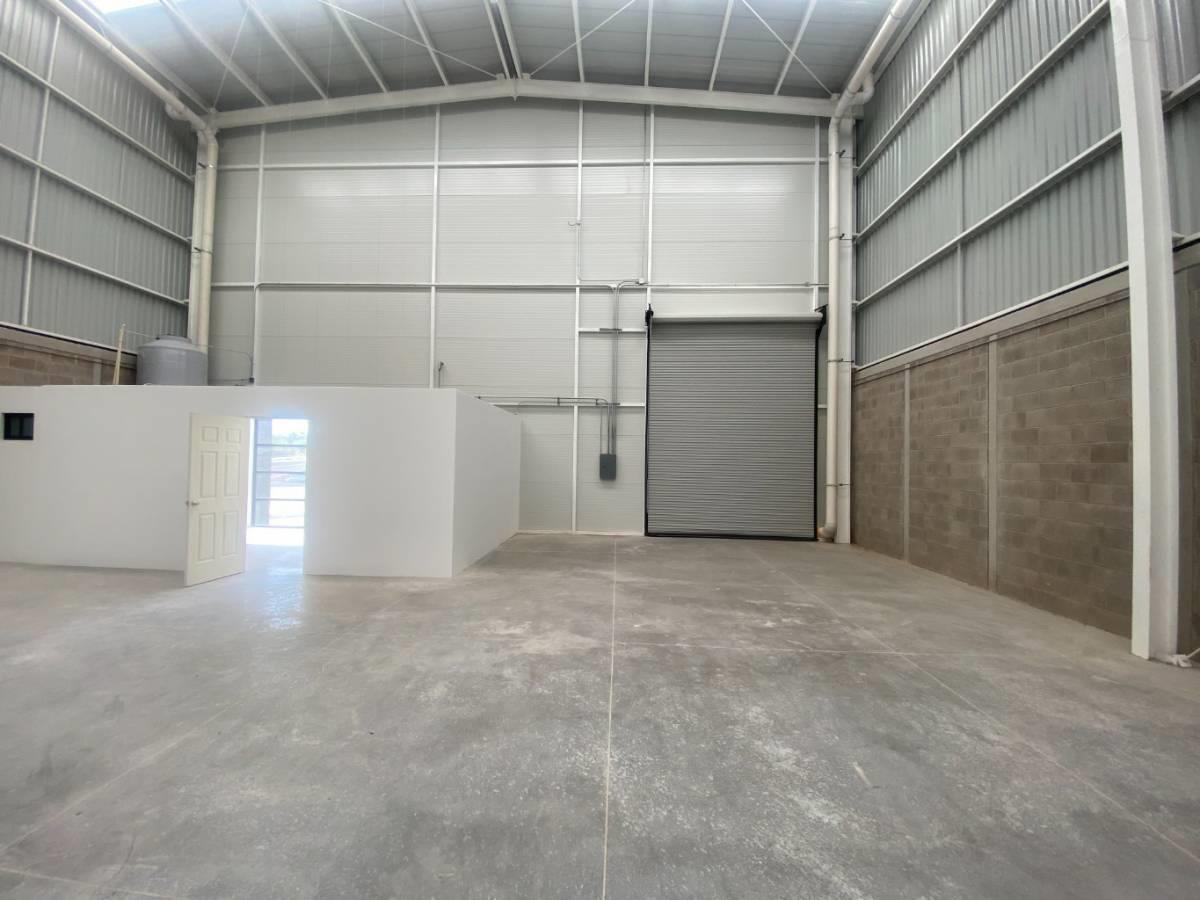 Bodega en Renta en El Cerrito El Marques Queretaro (6)