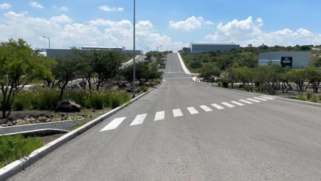 Bodega en Renta en El Cerrito El Marques Queretaro (8)