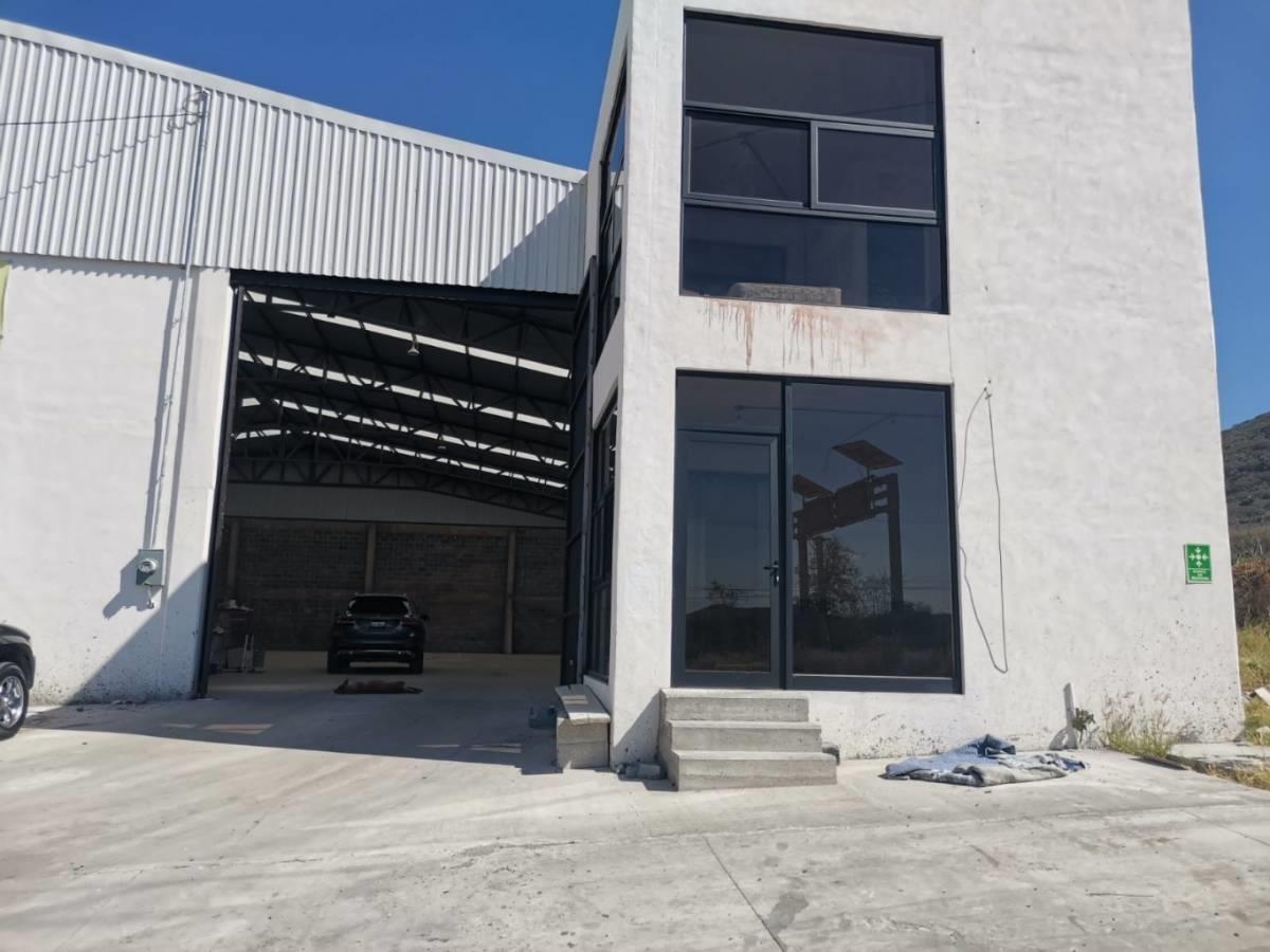 Bodega en Renta en El Vegil Hulmilpan Queretaro (10)
