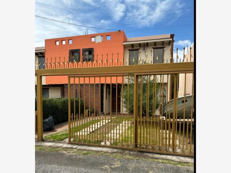 Casa en Renta en Lázaro Cárdenas Metepec Estado de Mexico