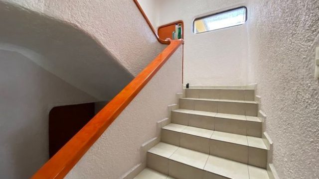 Casa en Venta en Lindavista, en Esquina, 5 Rec (2)