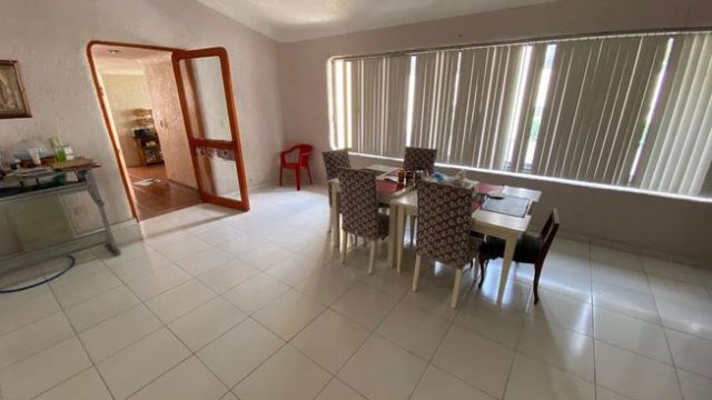 Casa en Venta en Lindavista, en Esquina, 5 Rec (3)