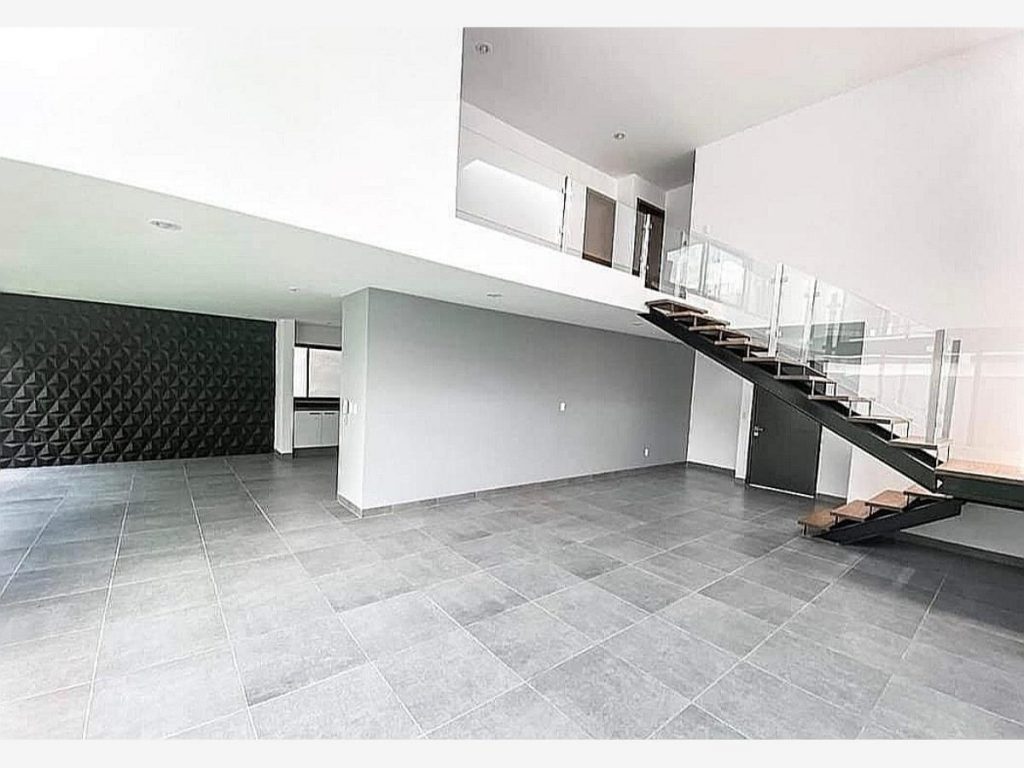 Casa en Venta en el Molino Residencial y Golf en Guanajuato Leon (4)