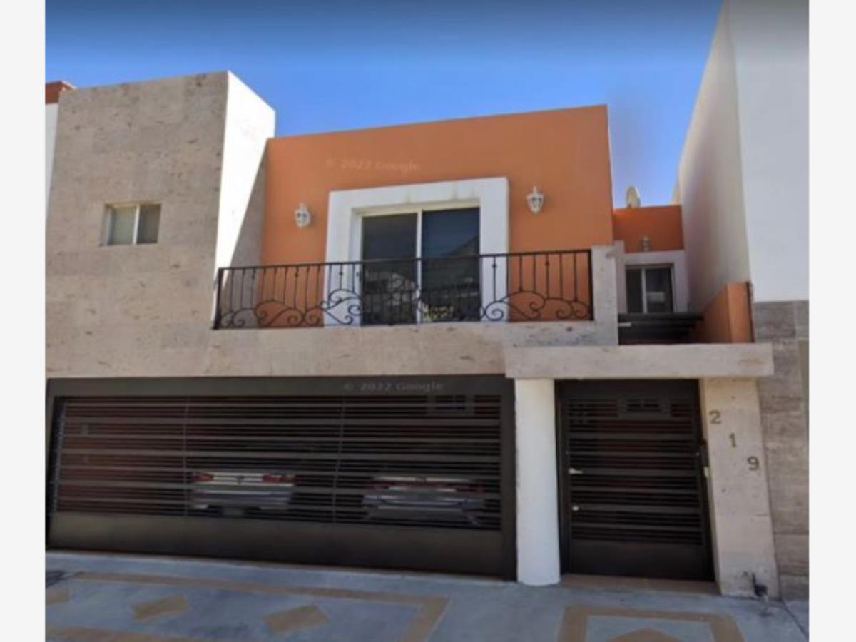 Casa en venta en Monterrey Nuevo Leon (2)