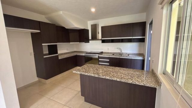 HERMOSA CASA EN RENTA EN RESIDENCIAL LA VISTA , QUERÉTARO (3)