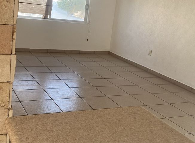 SE RENTA CASA EN CENTRO SUR QUERETARO (3)