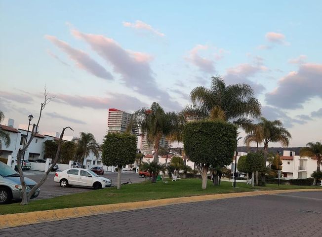 SE RENTA CASA EN CENTRO SUR QUERETARO (7)