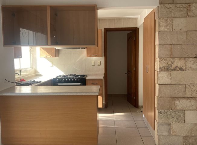 SE RENTA CASA EN CENTRO SUR QUERETARO (8)