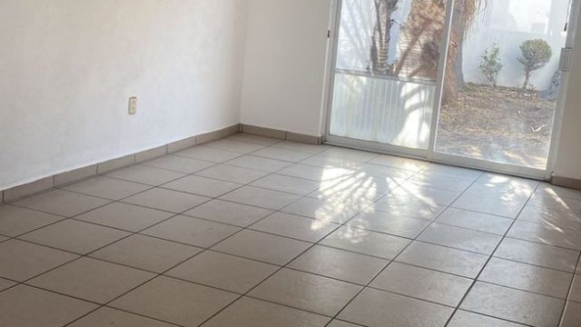 SE RENTA CASA EN CENTRO SUR QUERETARO (9)