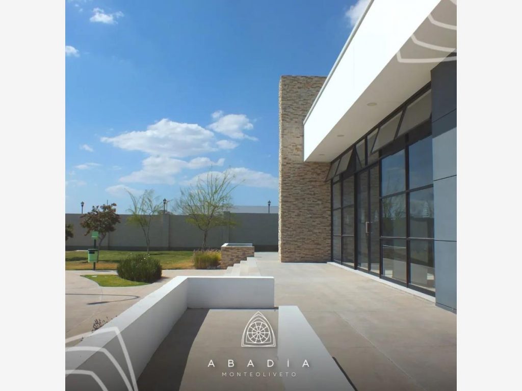 Terreno en Venta en Fracc Abadía Aguascalientes (2)