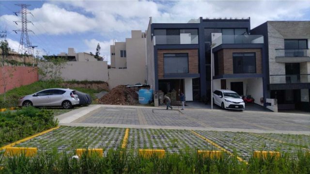 Terreno en Venta en Residencial Lago Esmeralda Atizapan de Zaragoza Edo de Mexico (2)