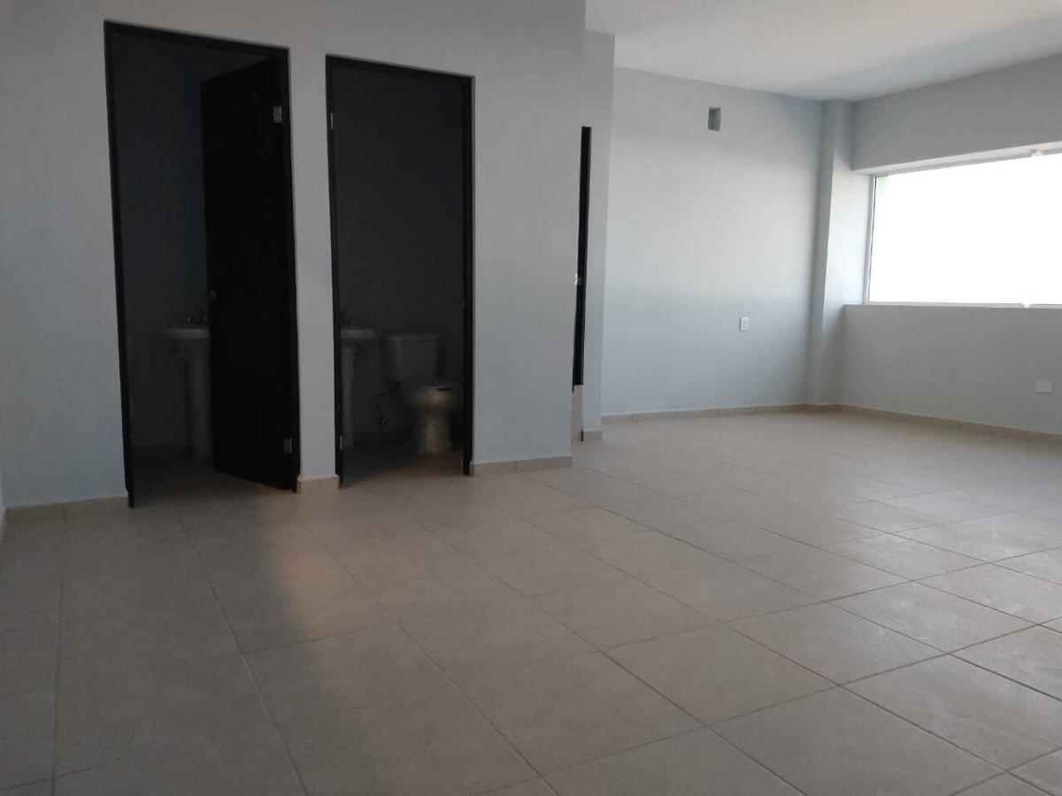 Bodega en Renta 2,400 M2 en Pueblo Nuevo Apodaca Nuevo Leon (4)