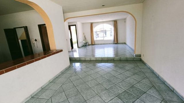 Casa en Renta amplia en privada Tejeda Corregidora Queretaro4
