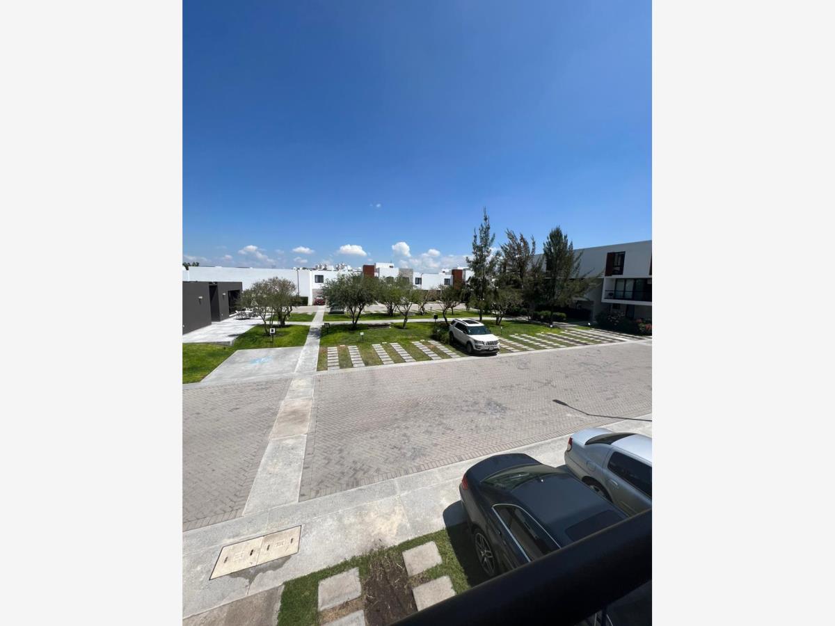 Casa en Renta en Altos Juriquilla Queretaro (1)