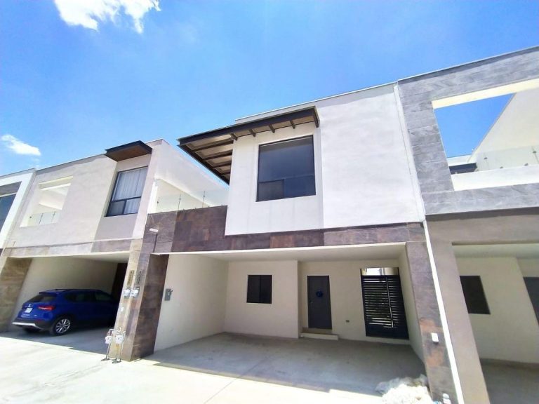 Casa en Renta en Arbado Apodaca Nuevo Leon