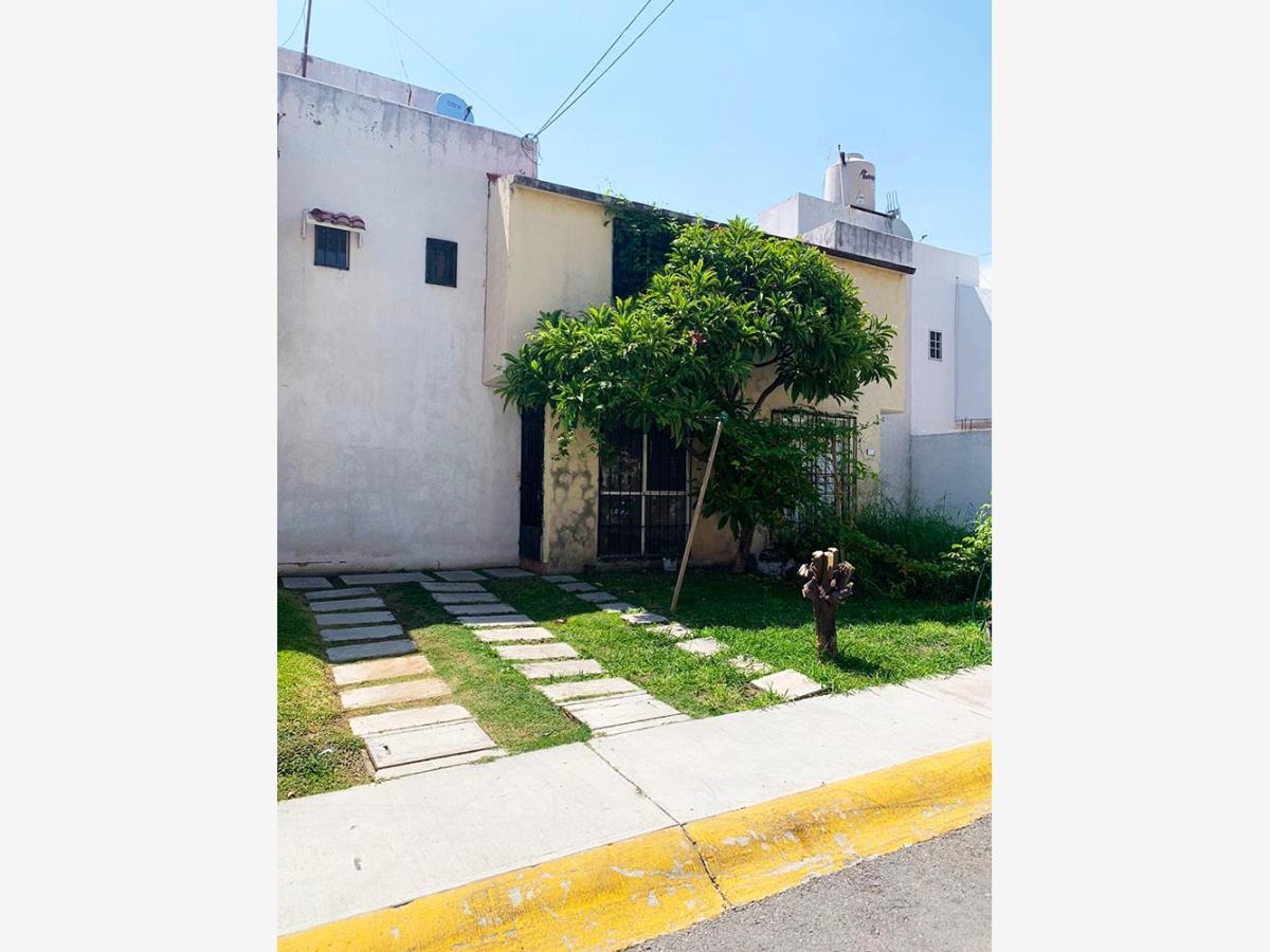 Casa en Renta en Arroyos Xochitepec Morelos (2)