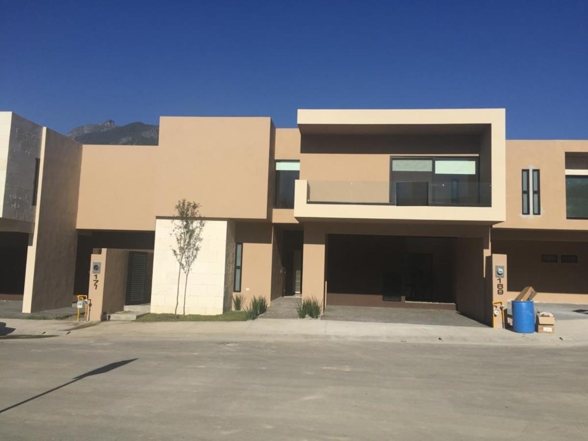 Casa en Renta en Bioma Residencial Monterrey Nuevo Leon (2)