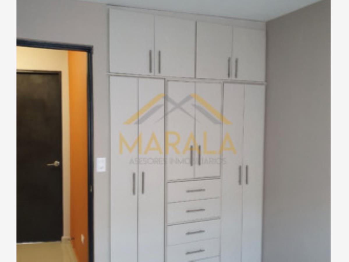Casa en Renta en Cerradas de Santa Rosa Apodaca Nuevo Leon (10)