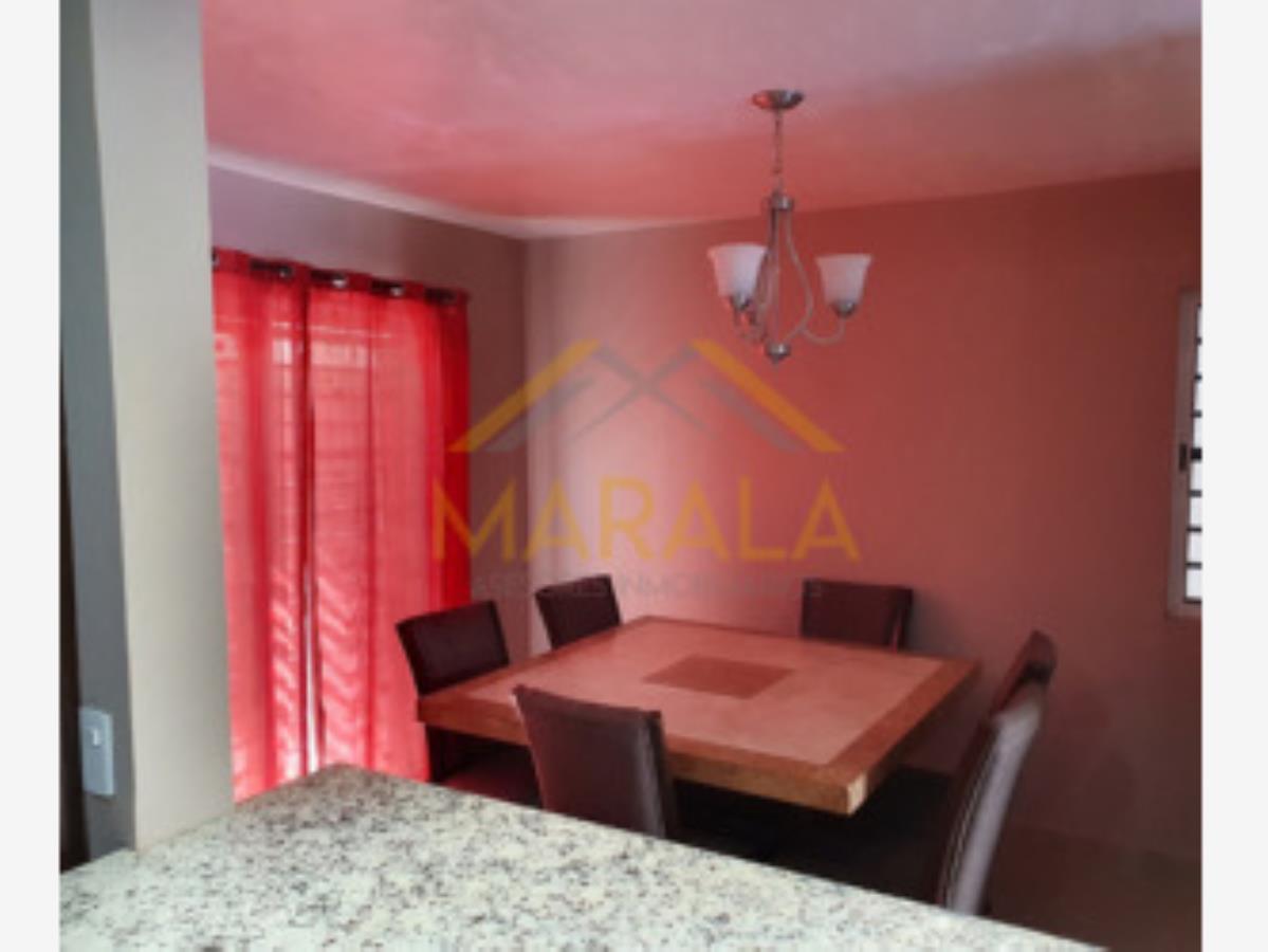Casa en Renta en Cerradas de Santa Rosa Apodaca Nuevo Leon (4)