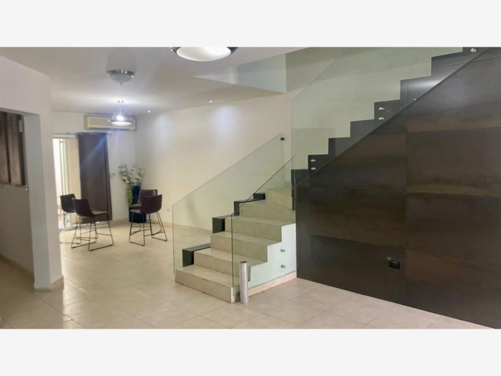 Casa en Renta en Cumbres Elite Monterrey Nuevo Leon (5)