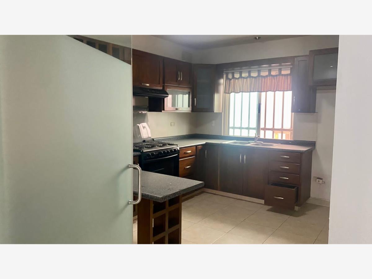 Casa en Renta en Cumbres Elite Monterrey Nuevo Leon (7)