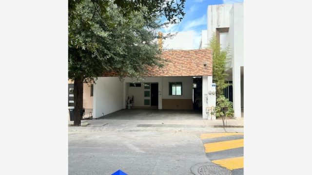 Casa en Renta en Cumbres Renacimiento Monterrey Nuevo Leon (2)