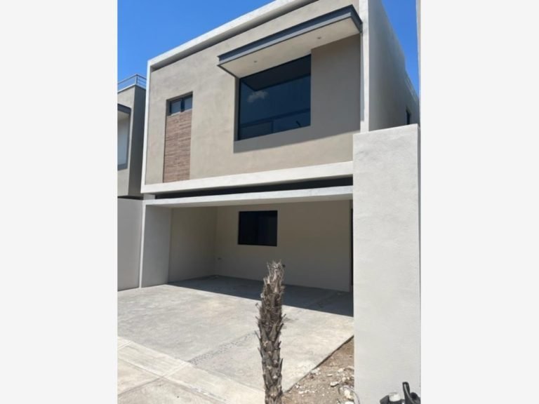 Casa en Renta en Cumbres del Sol Monterrey Nuevo Leon