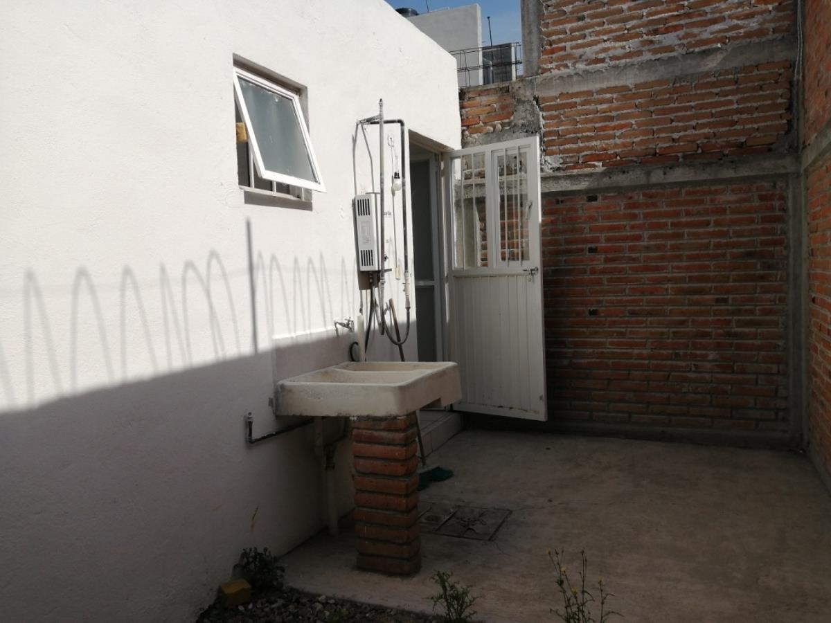 Casa en Renta en El Capricho San Juan del Rio Queretaro (1)
