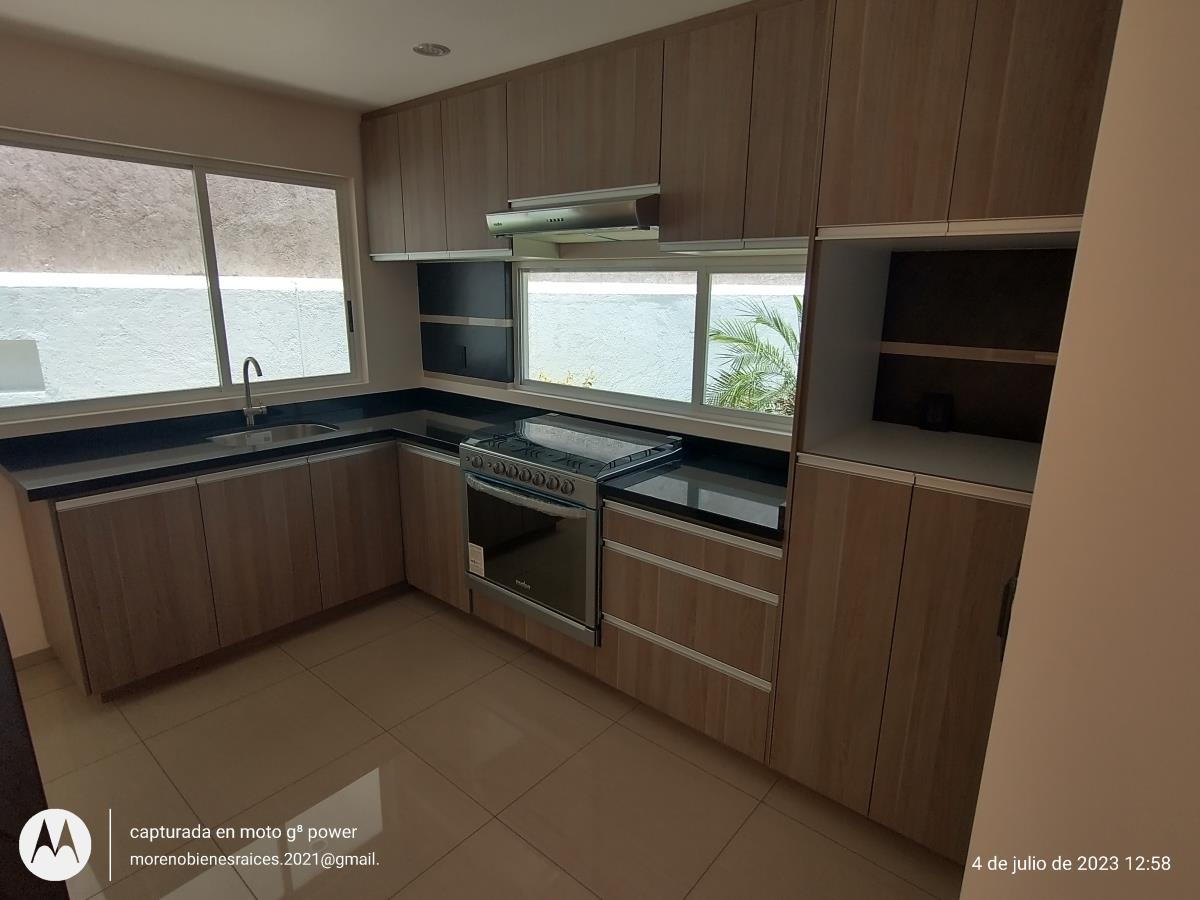 Casa en Renta en Fracc Milenio III Queretaro (2)