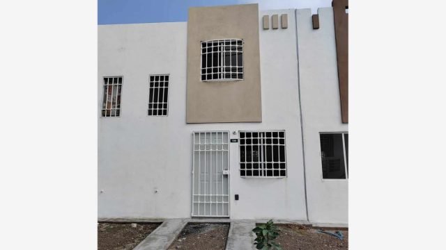 Casa en Renta en Fuentes de Balvanera Apaseo El Grande Guanajuato (2)